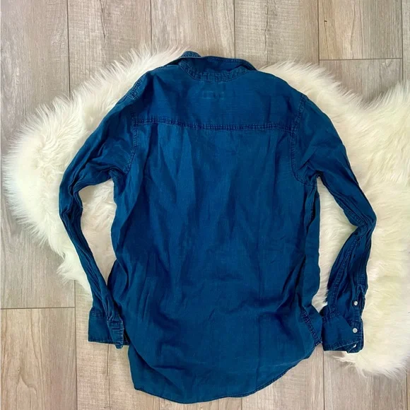 MERONA | Lightweight Chambray 1/2 Button-Down Collared Shirt (L) - Picture 5 of 5